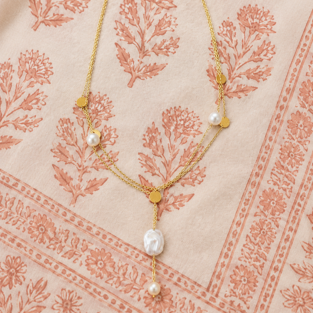 Pearl Drift Necklace