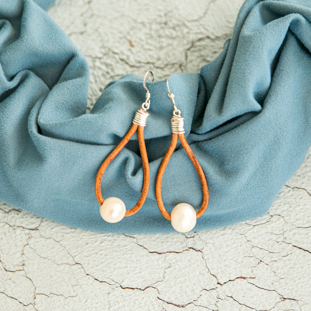 Seek Drop Earrings -Natural