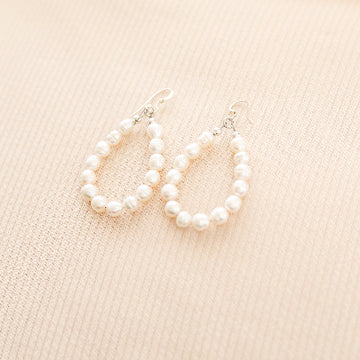 Froth of Pearls Earrings