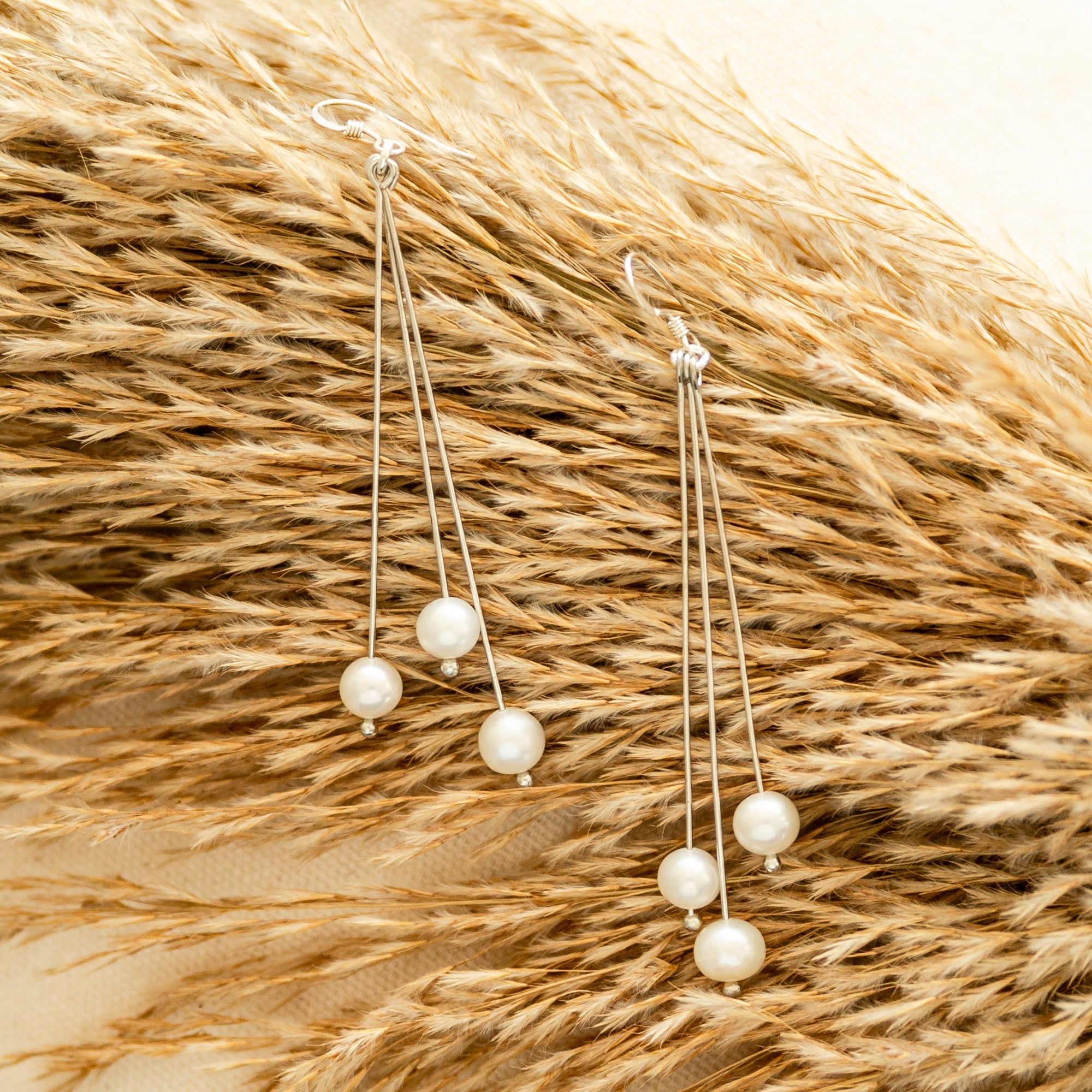 Shooting Star Pearl Earrings -Silver