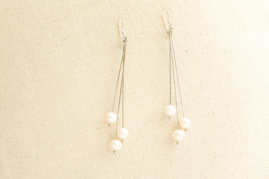 Shooting Star Pearl Earrings -Silver