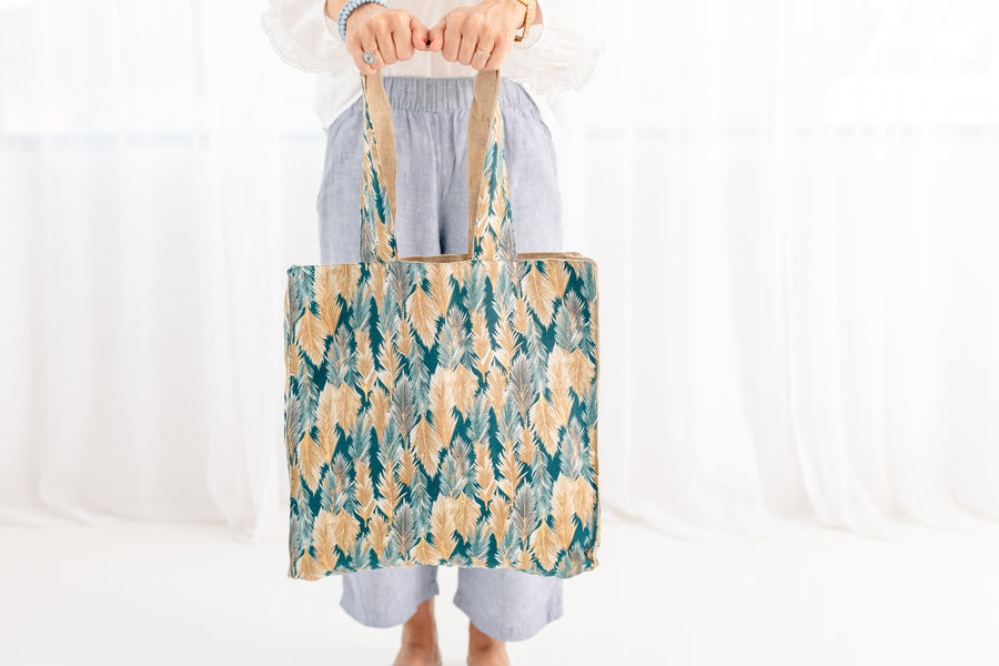 Everyday Tote- Aqua Pompas Feather