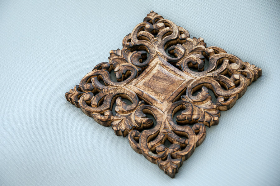 Natural Ornate Trivet