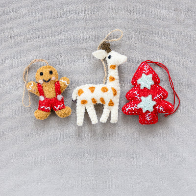 Felt Holiday Giraffe Ornament