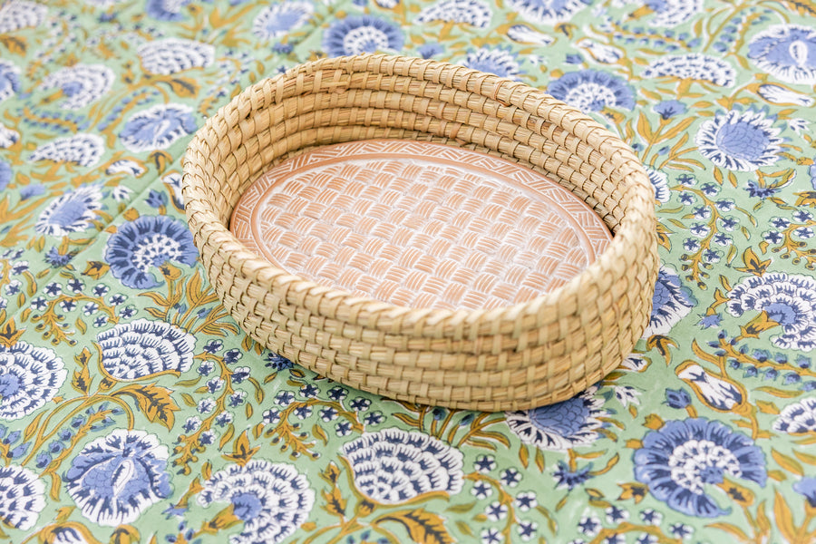 Weave Oval Bread Warmer