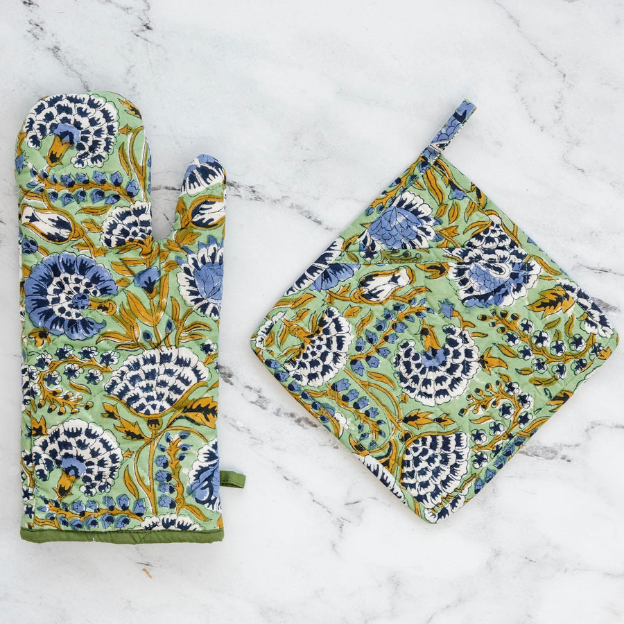 Minted Motif Oven Mitt