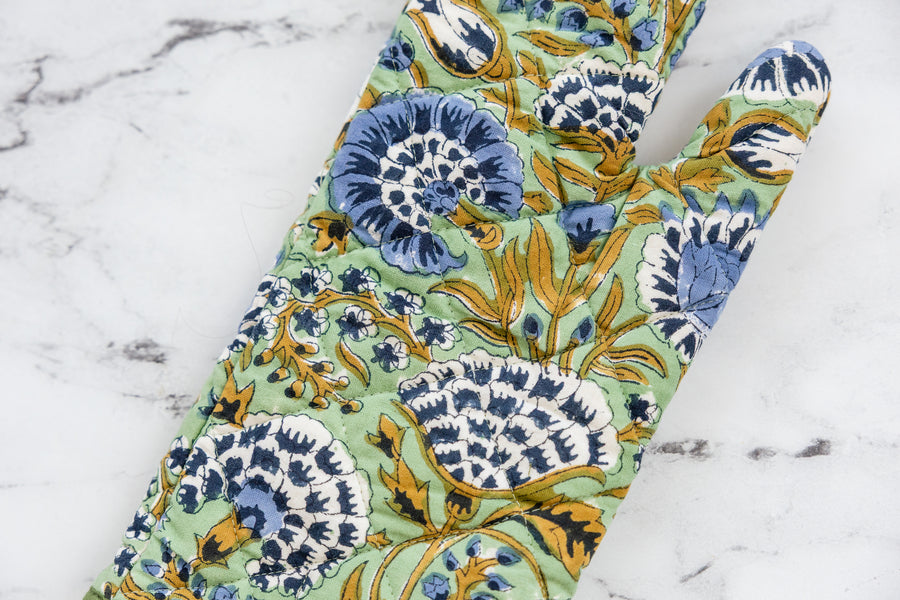 Minted Motif Oven Mitt