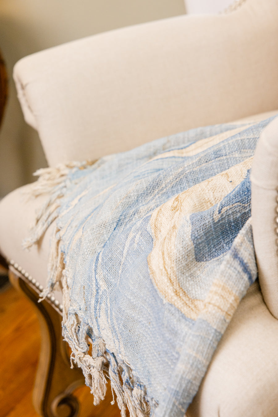 Sky & Champagne Marbled Throw