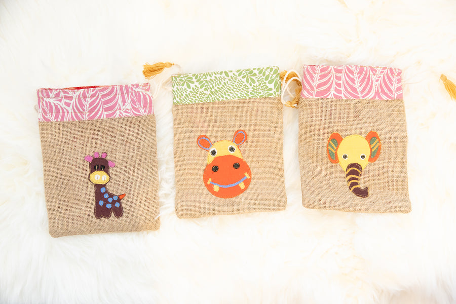 George the Giraffe Drawstring Pouch
