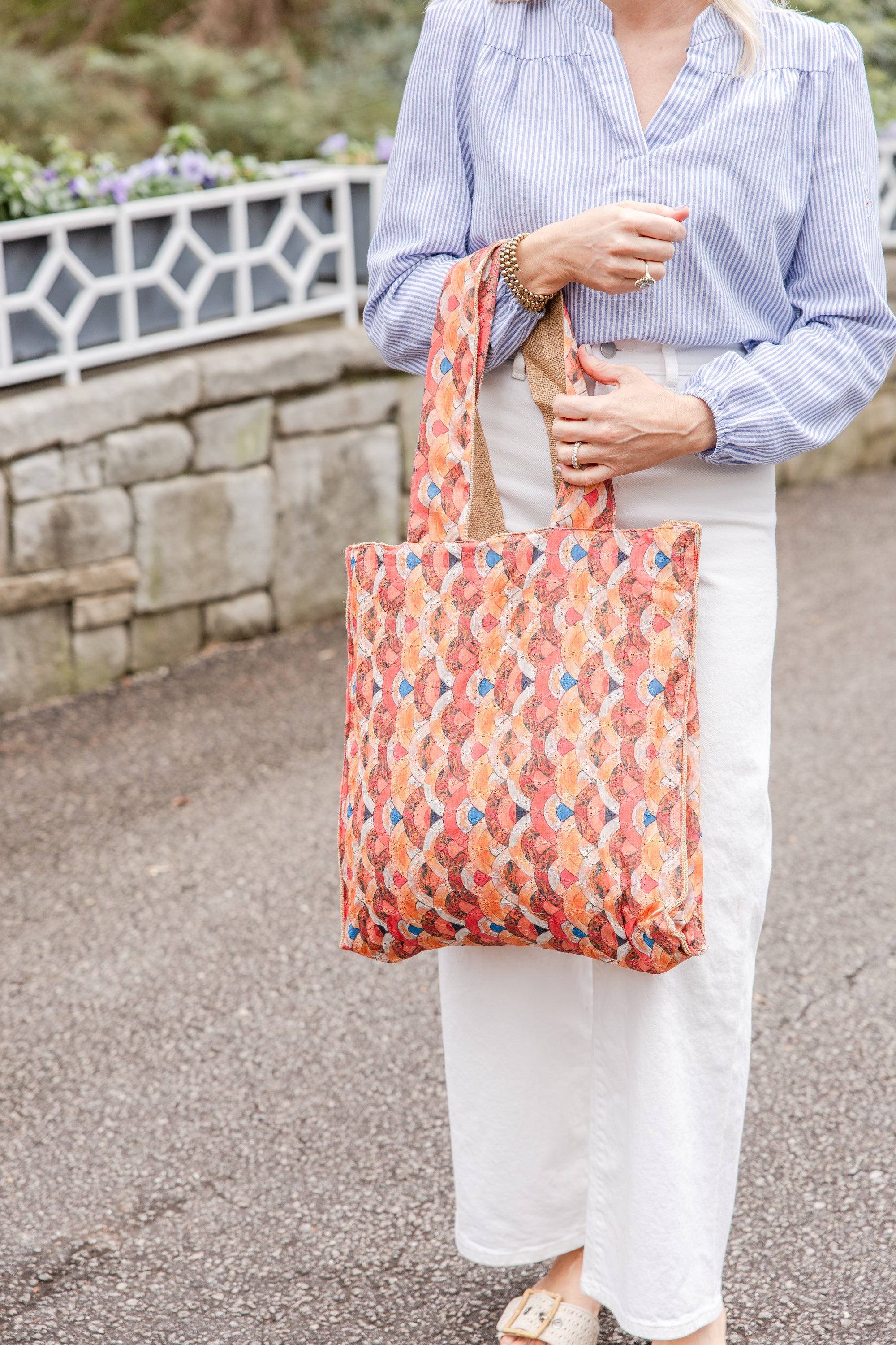 Everyday Tote-Coral Arc