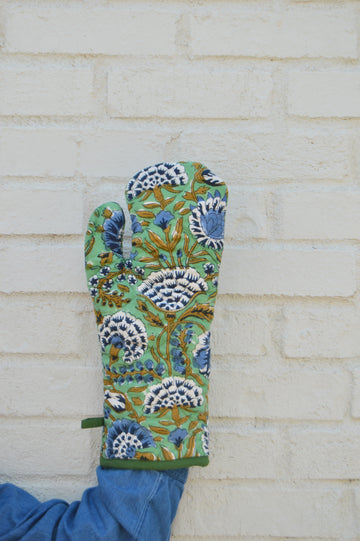Minted Motif Oven Mitt