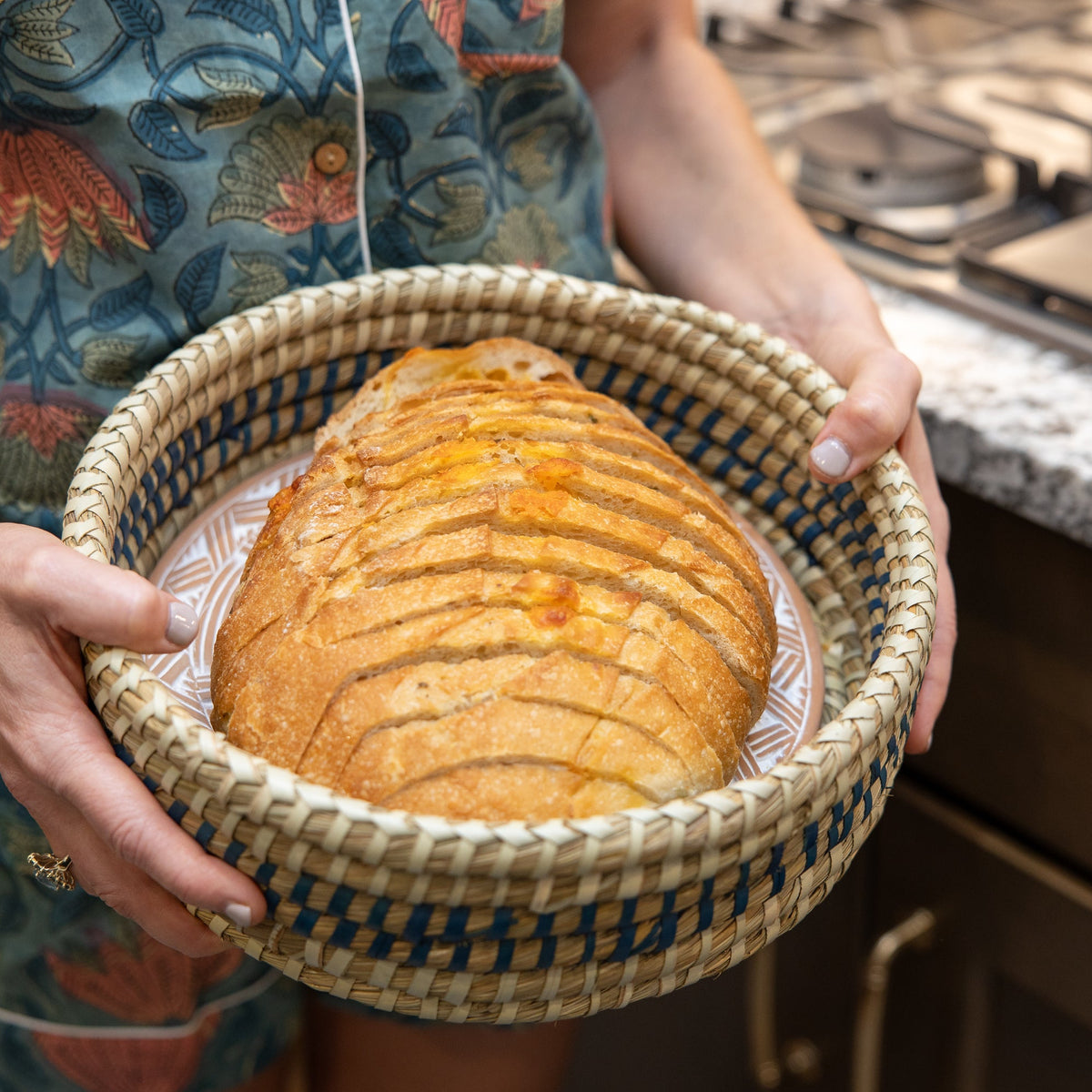 Round Weave Blue Bread Warmer