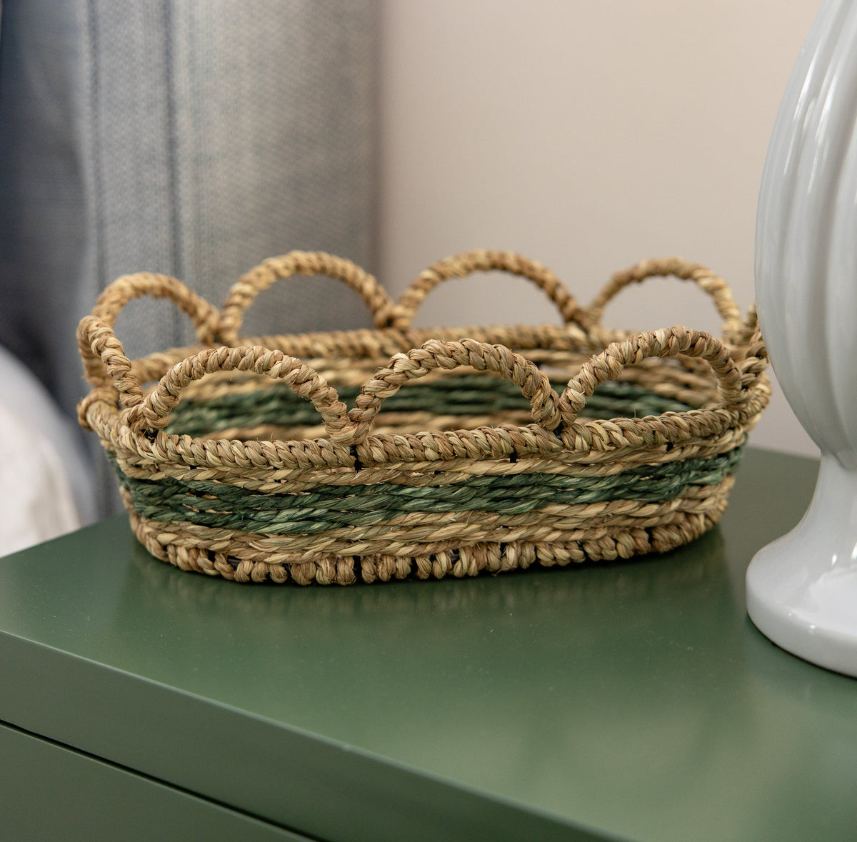 Evergreen Scallop Iron Serving Basket