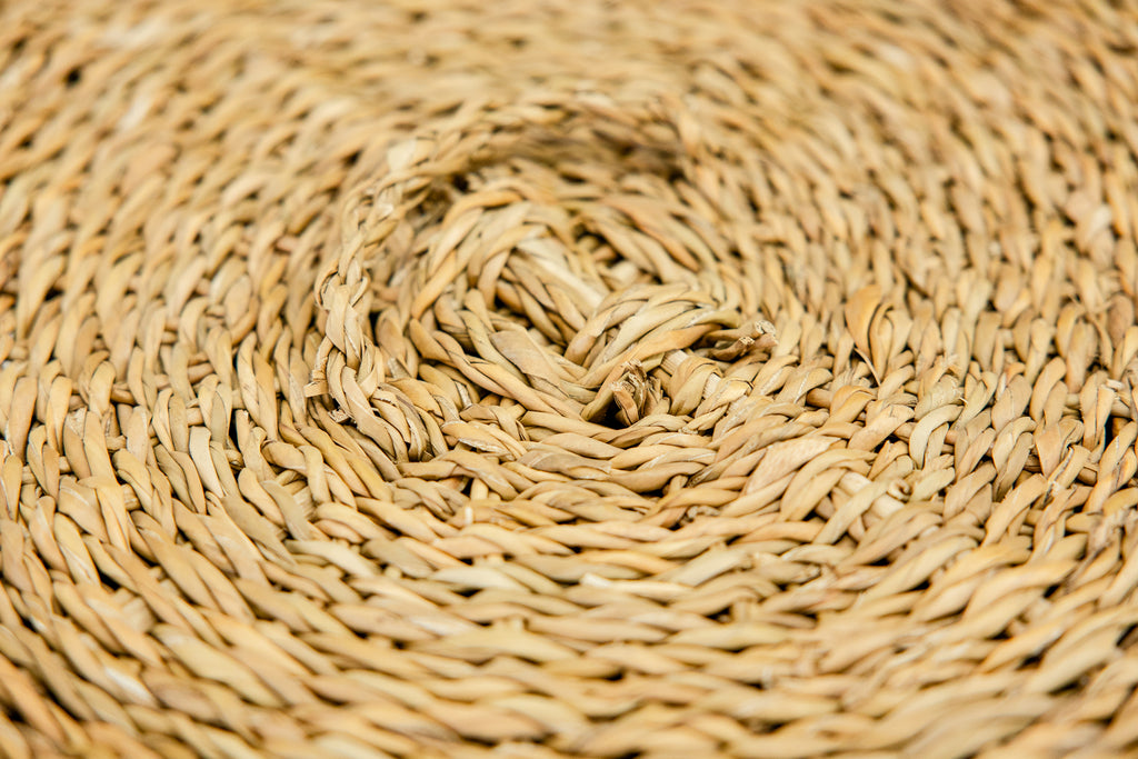Natural Lidded Round Laundry Basket